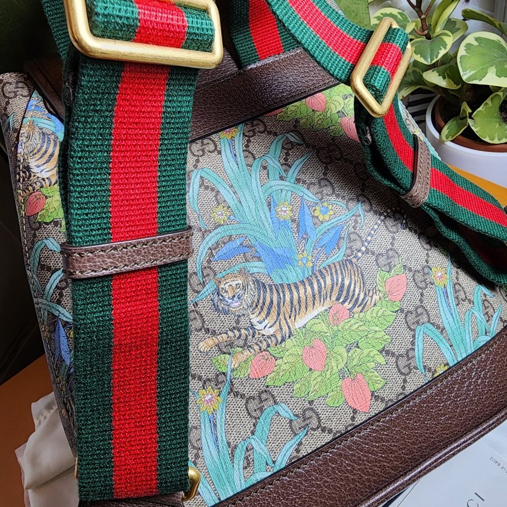 Backpack - Picture 13 of 16